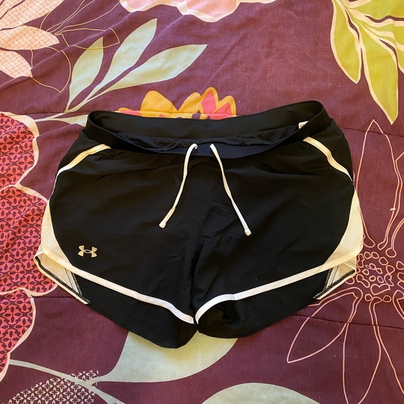 2 PAIRS.   Black/white & grey/blue under armour - Picture 1 of 4